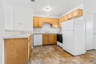 4102 Terri Linn Dr in Killeen, TX - Building Photo - Building Photo