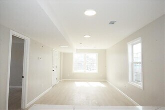 359 Willard Ave in Providence, RI - Building Photo - Building Photo