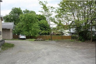 1291 Philadelphia St in Indiana, PA - Building Photo - Building Photo