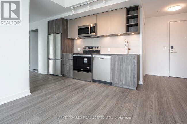 100-1100 Eastdale Ave in Toronto, ON - Building Photo - Building Photo