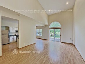 2411 Oak Tree Ln in Plainfield, IL - Building Photo - Building Photo