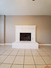 9008 Sanger Dr, Unit B in Austin, TX - Building Photo - Building Photo