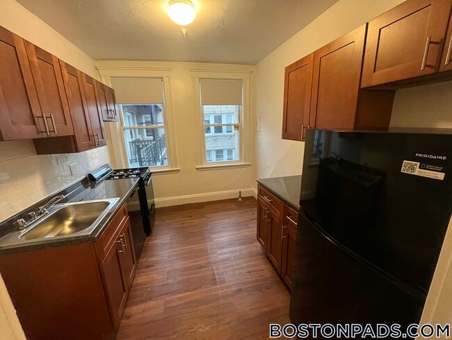 1634 Commonwealth Ave, Unit 24