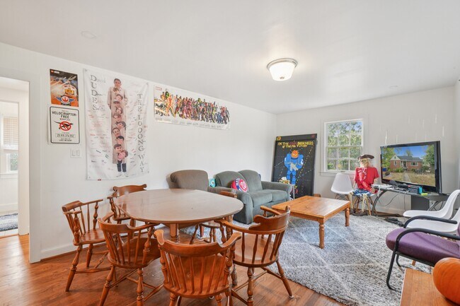 8305 48th Ave in College Park, MD - Building Photo - Building Photo