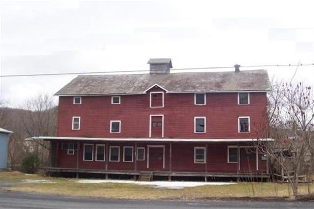 Fourplex in Cobleskill, NY - Building Photo - Building Photo