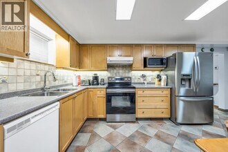 556 Kaslo St in Vancouver, BC - Building Photo - Building Photo