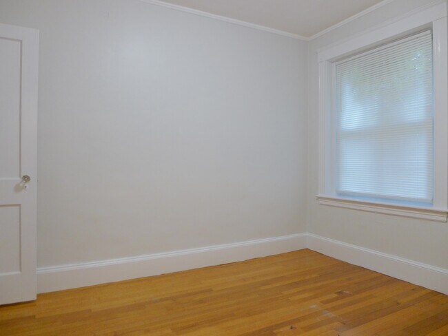 18 Claymoss Rd, Unit 2 in Boston, MA - Building Photo - Building Photo