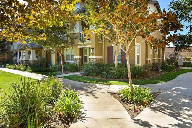 property at 4561 Via Del Sol