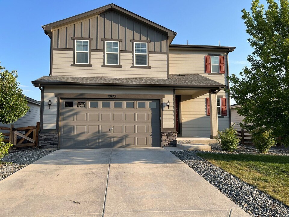 21175 E Tufts Ave in Aurora, CO - Building Photo
