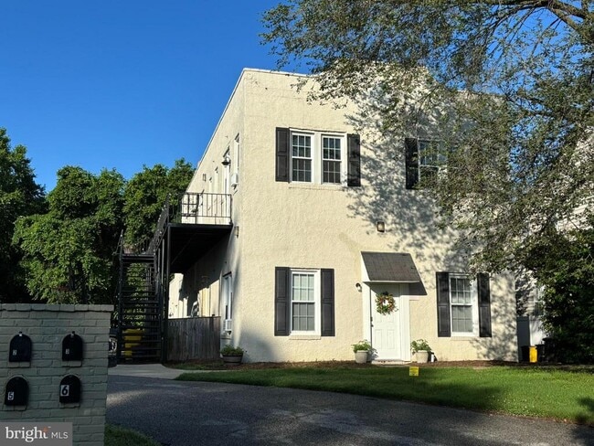 property at 321 Magothy Rd