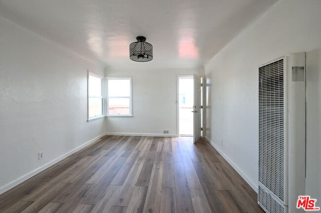 4430 W 134th St in Hawthorne, CA - Building Photo - Building Photo