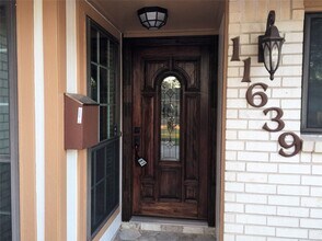 11639 Kirkmeadow Dr in Houston, TX - Building Photo - Building Photo