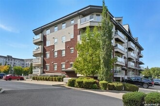 106 Armistice Way in Saskatoon, SK - Building Photo - Building Photo