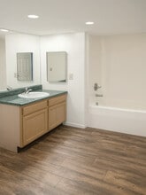 Orchard View Apartments in Farmington, MO - Foto de edificio - Building Photo