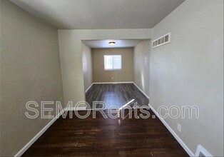 117 Glen Garry Rd in St. Louis, MO - Building Photo - Building Photo