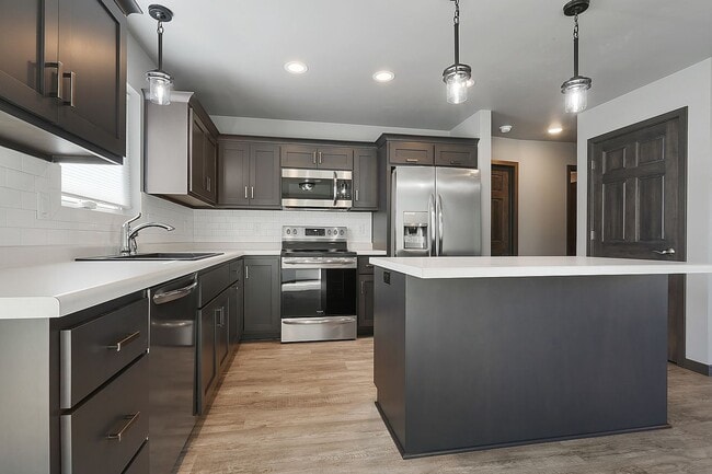 635 Diversity Dr in De Pere, WI - Building Photo - Building Photo