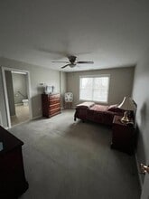 3 Silver Cup Cir in West Warwick, RI - Foto de edificio - Building Photo