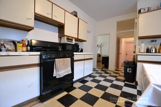 30 Brackett St, Unit 3 in Boston, MA - Building Photo - Building Photo