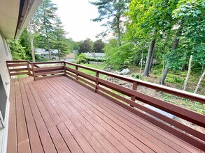 4 Nixon Park in Portsmouth, NH - Building Photo - Building Photo