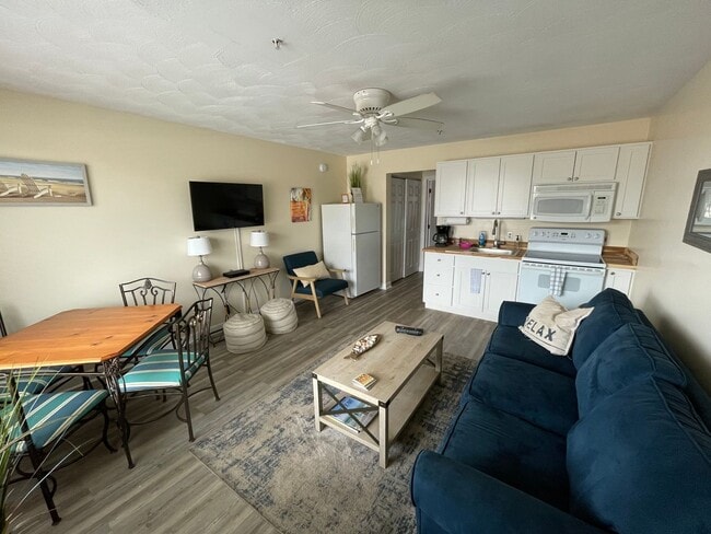 property at 7246 Wrightsville Ave
