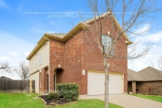 115 E Kirnwood Dr in Dallas, TX - Building Photo - Building Photo