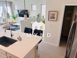 10965 Cannes Memorial Dr in Houston, TX - Building Photo - Building Photo