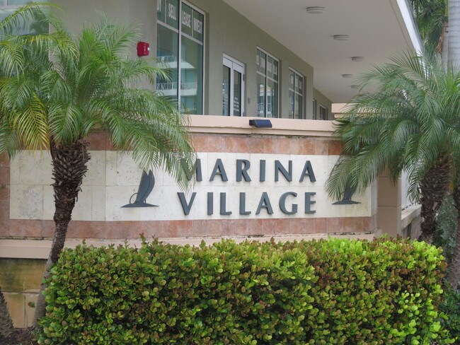 100 NE 6th St-Unit -409 in Boynton Beach, FL - Building Photo - Building Photo