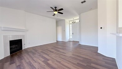 10714 Brandenberg Dr in Frisco, TX - Foto de edificio - Building Photo