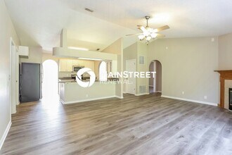 405 Jax Estates Dr S in Jacksonville, FL - Building Photo - Building Photo