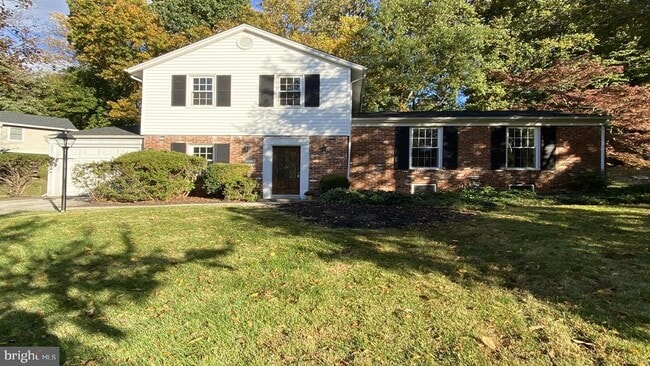 property at 11509 Parkedge Dr