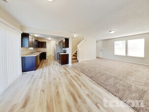 3218 Cork Bend Dr in Indianapolis, IN - Foto de edificio - Building Photo