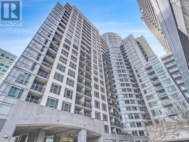 20-1520 Blue Jays Way in Toronto, ON - Building Photo - Building Photo