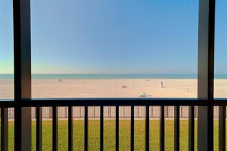 18304 Gulf Blvd, Unit 102 in Redington Shores, FL - Building Photo - Building Photo