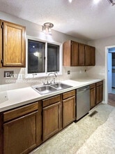 57 Carrisbrooke Ln in Winston-Salem, NC - Building Photo - Building Photo