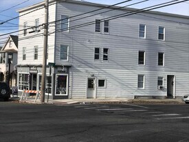 2304 Barnum Ave in Stratford, CT - Building Photo