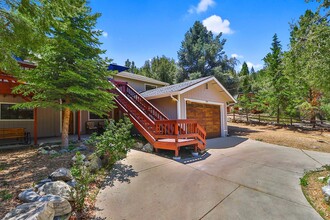 2216 Maplewood Way in Pine Mountain Club, CA - Building Photo - Building Photo