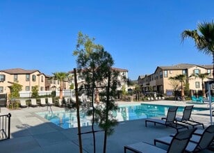 34495 Agave Dr in Winchester, CA - Foto de edificio - Building Photo