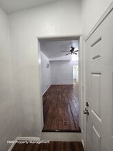 4021 1/2 Walnut Grove Ave in Rosemead, CA - Building Photo - Building Photo