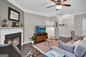 307 Lakeside Ln in Woodstock, GA - Building Photo - Building Photo