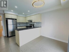 9948 McCowan Rd in Markham, ON - Building Photo - Building Photo