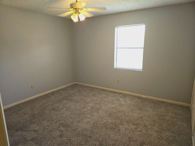 1040 Sable Dr in Pensacola, FL - Building Photo - Building Photo