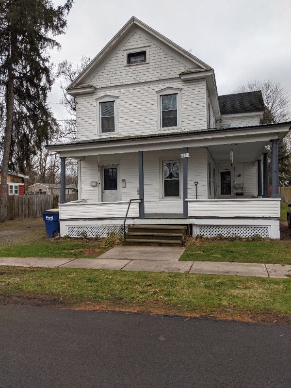 11 Downer St in Baldwinsville, NY - Building Photo - Building Photo