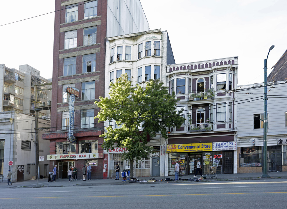 237 E Hastings St in Vancouver, BC - Building Photo