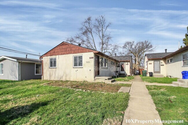 2459 Hiawatha St in Columbus, OH - Building Photo - Building Photo