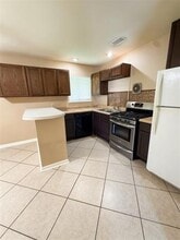 165 Smelker Ave in Beaumont, TX - Building Photo - Building Photo