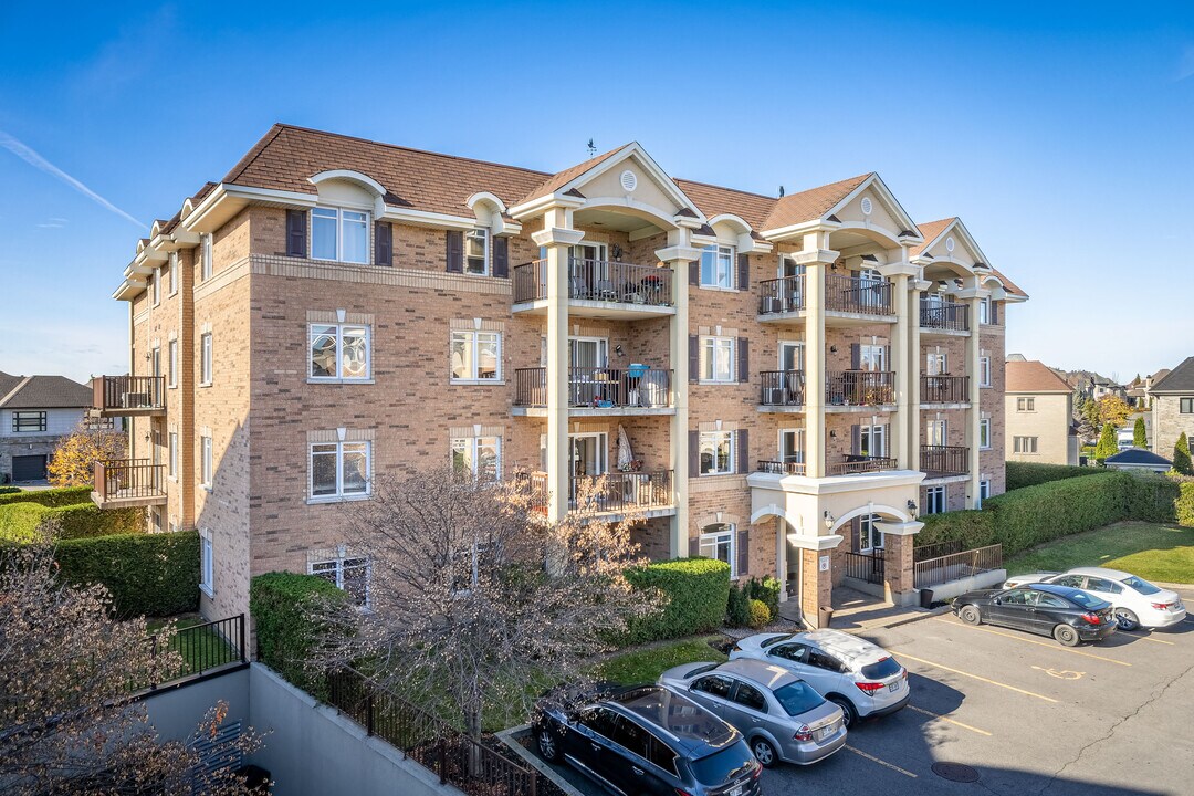 3195 Ernest-Hemingway Av in Montréal, QC - Building Photo