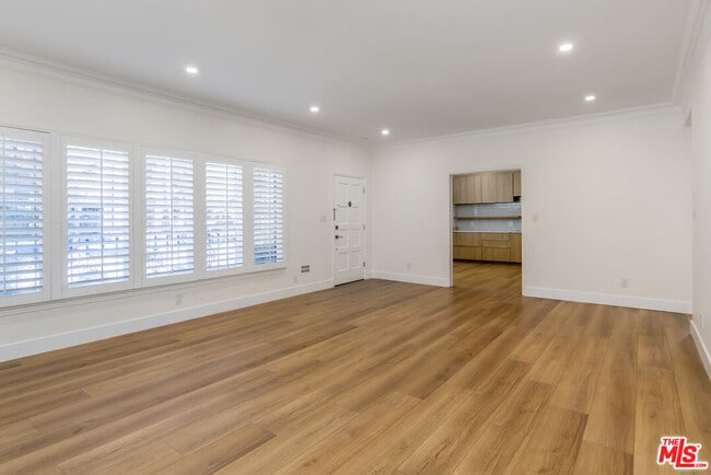 1114 S Orange Dr in Los Angeles, CA - Building Photo - Building Photo