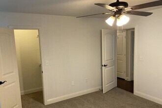 2102 Colonial Dr in Denton, TX - Building Photo - Building Photo