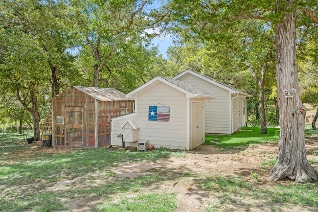 property at 1016 High Hill Creek Rd