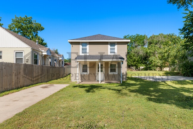 property at 1735 S Dodge Ave